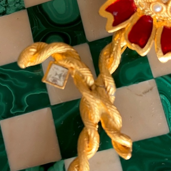 GERARD YOSCA GIANT 5 1/2” GOLD METAL RED ENAMEL CRYSTAL SUNFLOWER BROOCH SIGNED - Picture 4 of 4